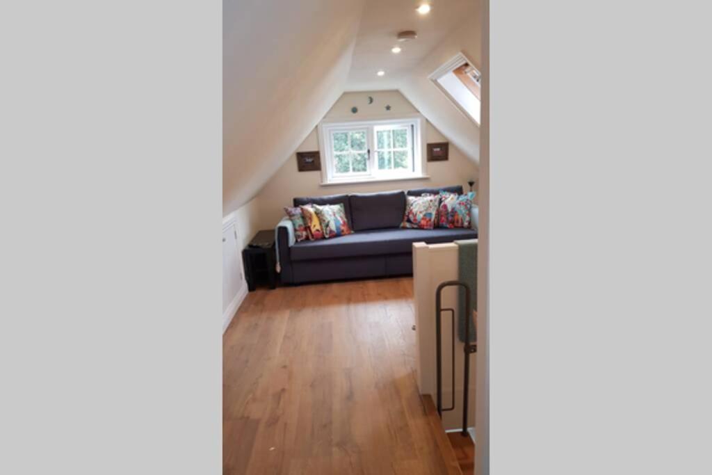 Riverside Lodge Pied A Terre Fordingbridge Exterior photo